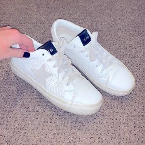 Steve Madden Sneakers